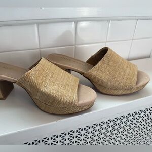 Anne Klein Chunky Heel Sandal